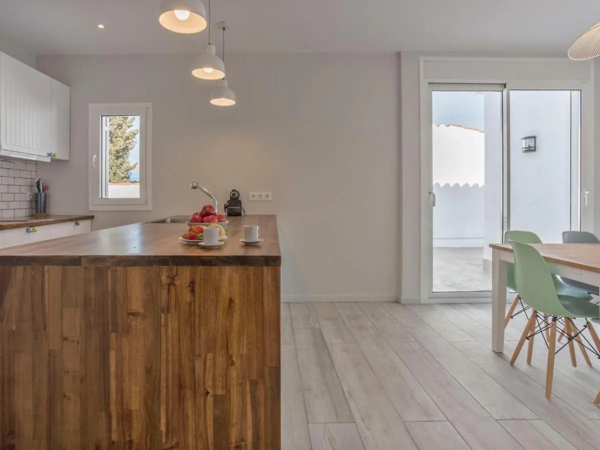 Holiday Home Sangha By Interhome إمبوريابرافا